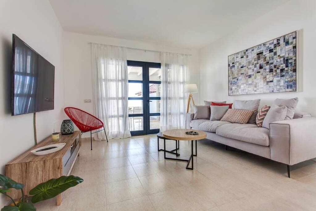 Homu Bianca Fantastica Villa Con Piscina Privad Коста Бланка Экстерьер фото